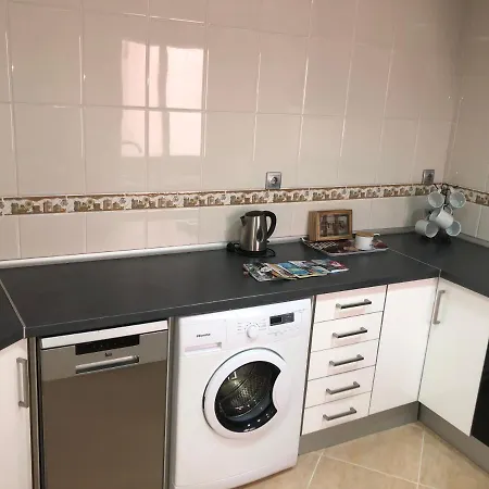 Appartement Calle Mora De Rubielos With Free Private Underground Parking *